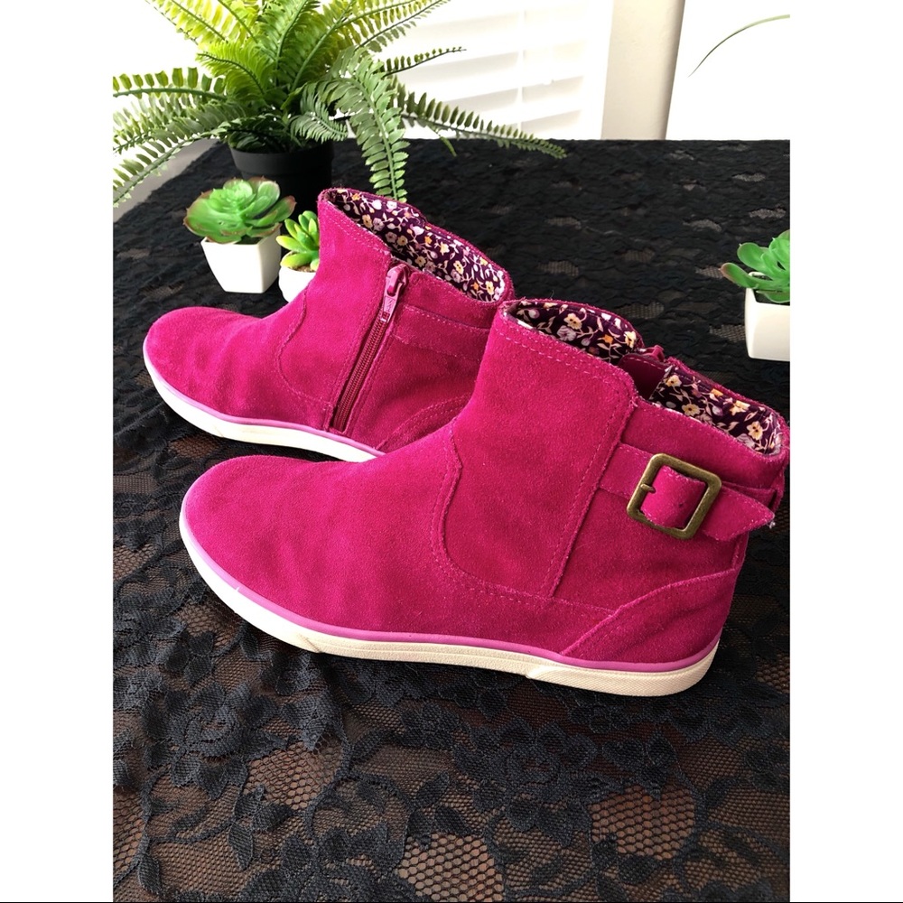Lands End boots